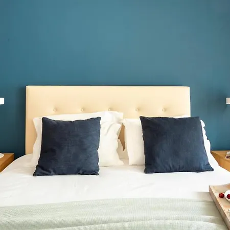 Penzion Altido Stylish 5br With Big Terrace In Principe Real 3*